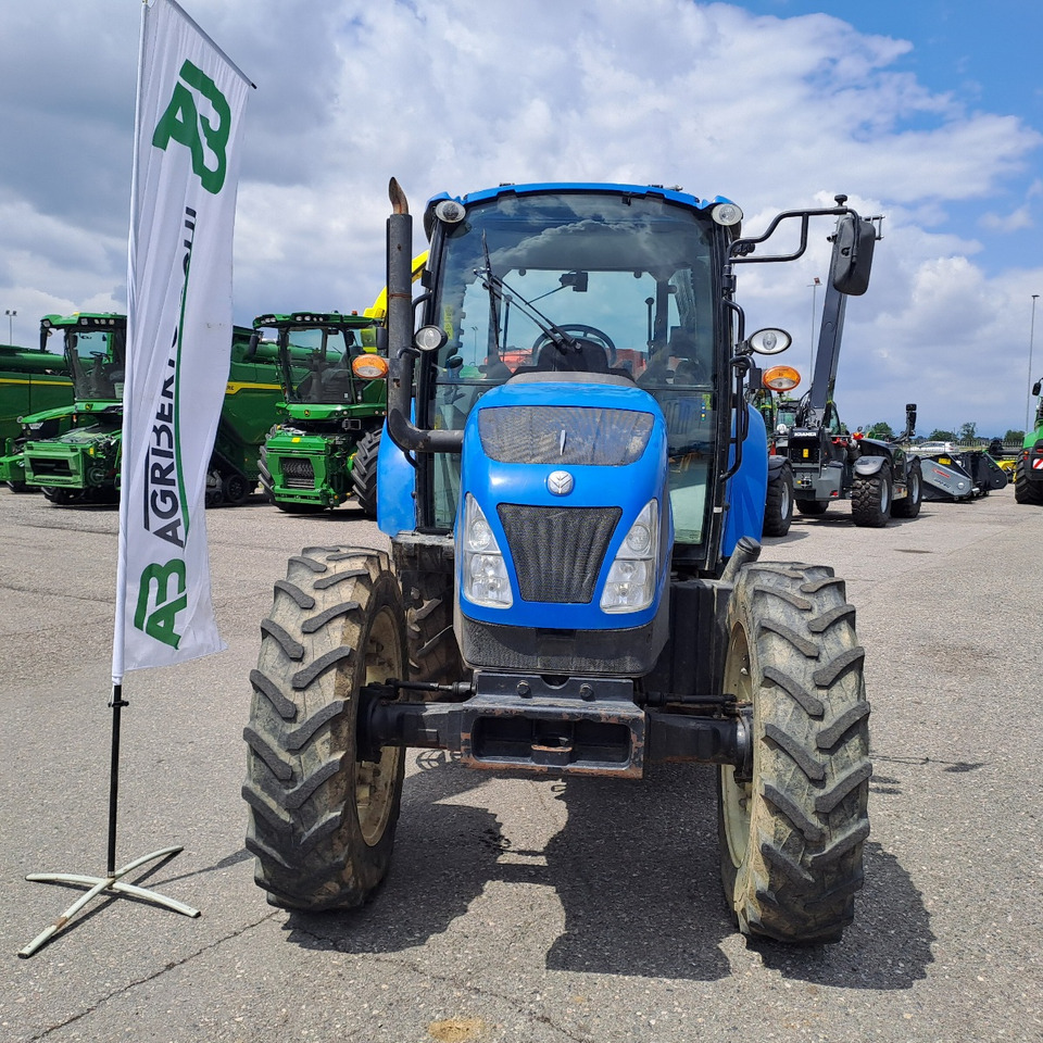NEW HOLLAND T4.95 - Трактор: фото 2 NEW HOLLAND T4.95 - Трактор: фото 2