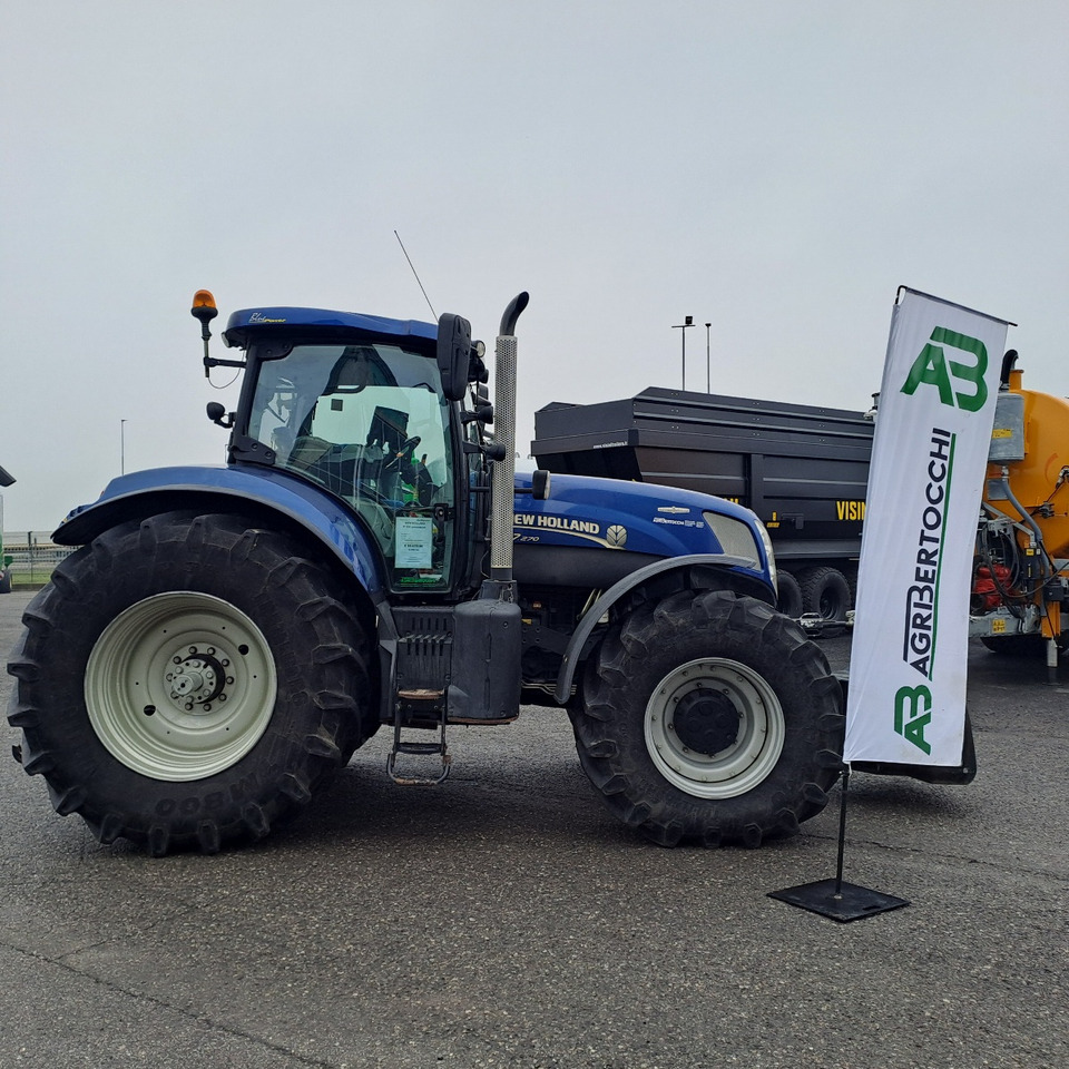 Трактор NEW HOLLAND T7.270 BLUEPOWER: фото 12 Трактор NEW HOLLAND T7.270 BLUEPOWER: фото 12