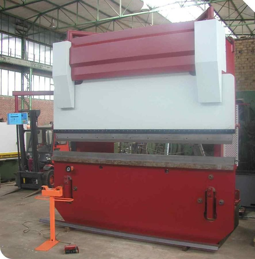 Abkantpresse - Листогибочный пресс: фото 2 Abkantpresse - Листогибочный пресс: фото 2