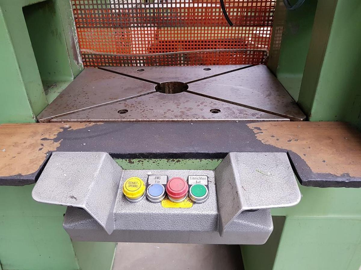 Hydr. Schnelläuferpresse DUNKES - Металлообрабатывающий станок: фото 2 Hydr. Schnelläuferpresse DUNKES - Металлообрабатывающий станок: фото 2