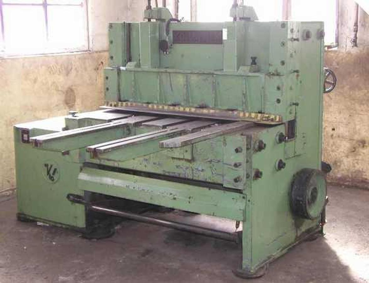 Tafelschere KÖLLSCHEN - Металлообрабатывающий станок: фото 1 Tafelschere KÖLLSCHEN - Металлообрабатывающий станок: фото 1