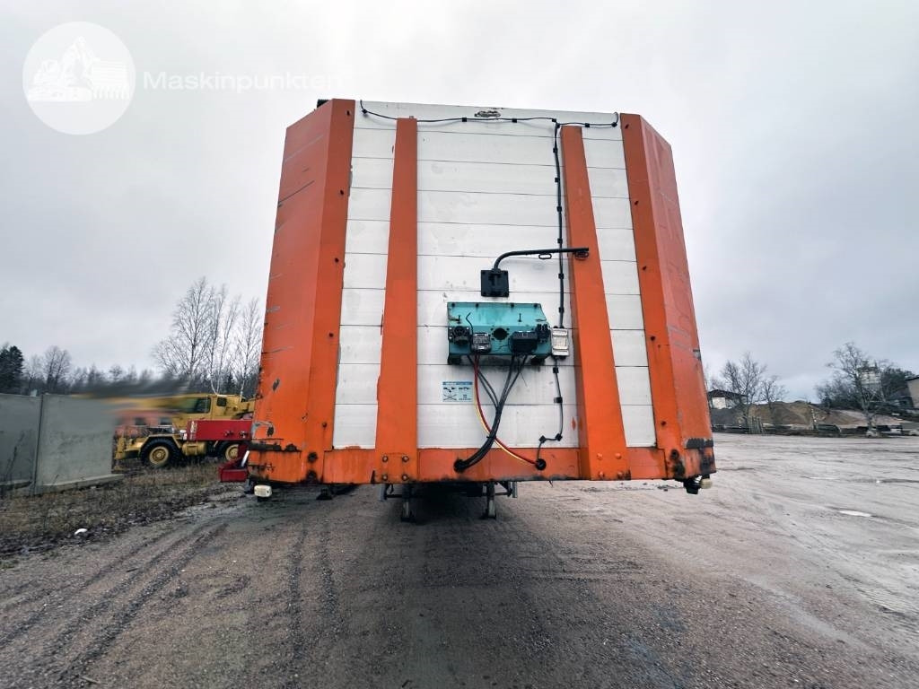 Briab Jumbotrailer - Низкорамный полуприцеп: фото 3 Briab Jumbotrailer - Низкорамный полуприцеп: фото 3