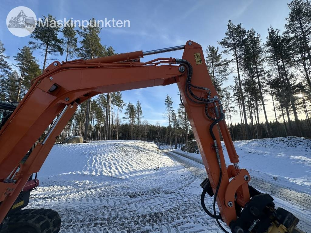 Мини-экскаватор Doosan DX 62 R: фото 9 Мини-экскаватор Doosan DX 62 R: фото 9