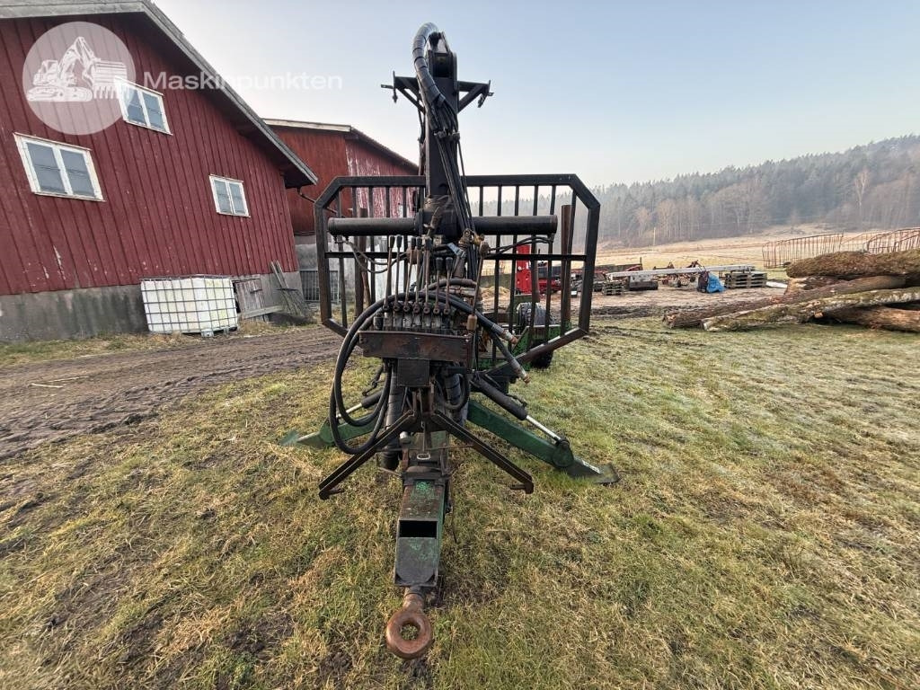 Farma FMW 11-7.5 Skogskärra - Сельскохозяйственный прицеп: фото 4 Farma FMW 11-7.5 Skogskärra - Сельскохозяйственный прицеп: фото 4