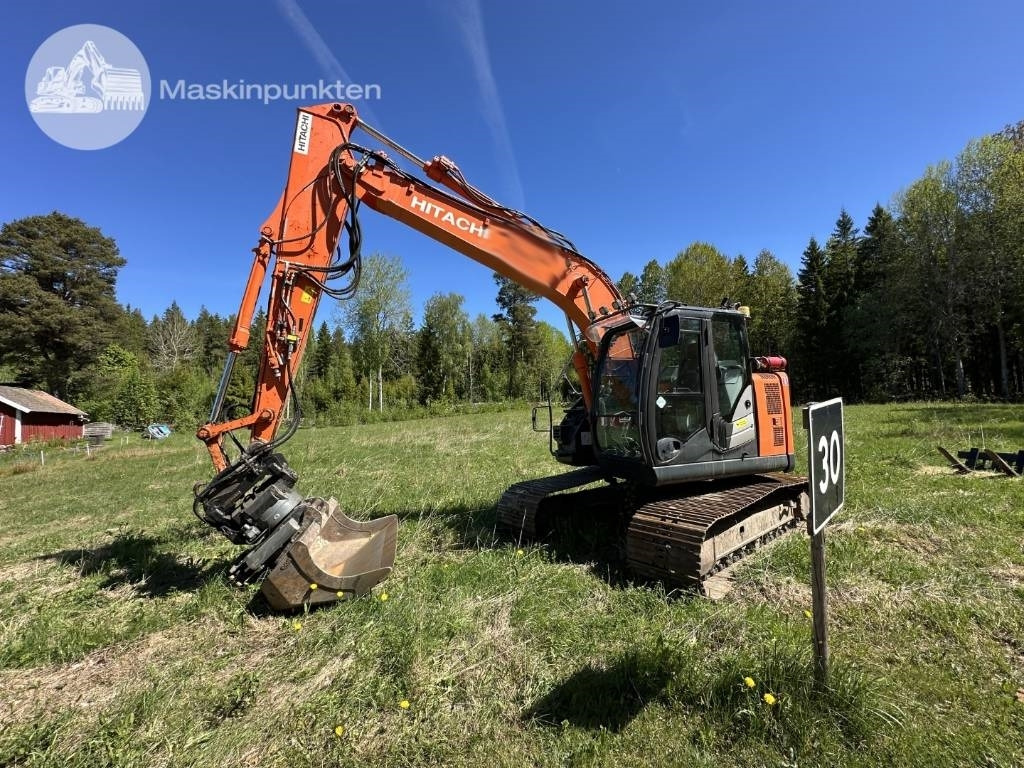 Hitachi ZX 135 US-6 - Гусеничный экскаватор: фото 1 Hitachi ZX 135 US-6 - Гусеничный экскаватор: фото 1