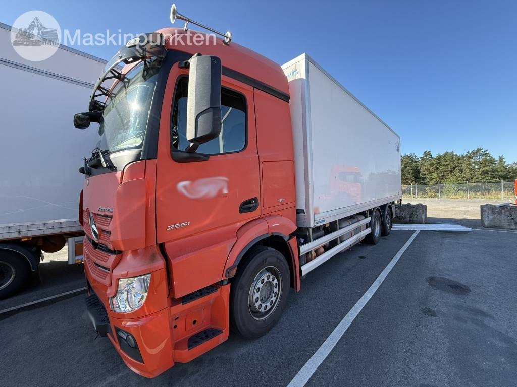Mercedes-Benz Actros 2551  - Рефрижератор: фото 1 Mercedes-Benz Actros 2551  - Рефрижератор: фото 1