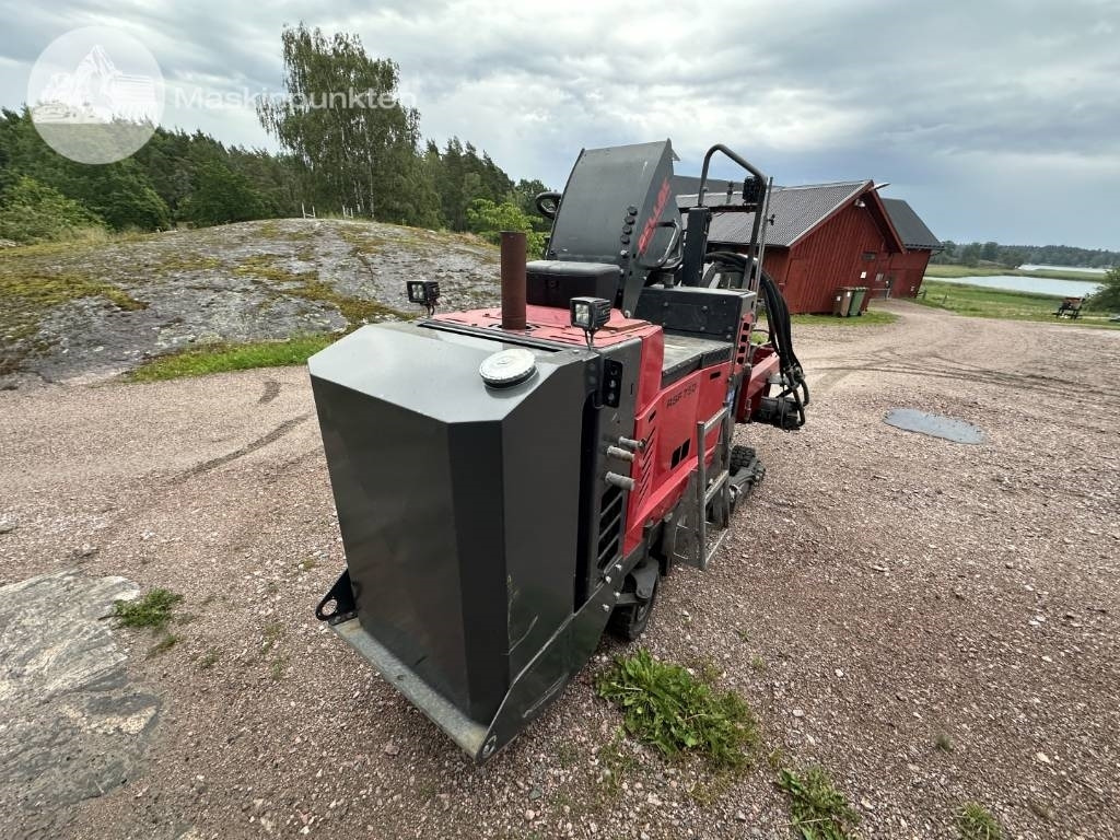 Rellock RSF 750 - Траншеекопатель: фото 2 Rellock RSF 750 - Траншеекопатель: фото 2