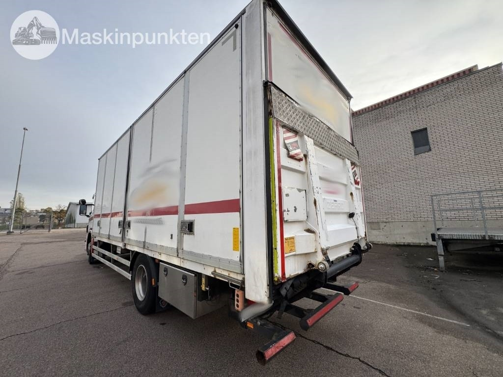 Scania P 320 - Грузовик с закрытым кузовом: фото 2 Scania P 320 - Грузовик с закрытым кузовом: фото 2