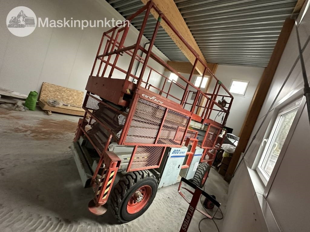 SkyJack SJ 8841 - Ножничный подъемник: фото 4 SkyJack SJ 8841 - Ножничный подъемник: фото 4