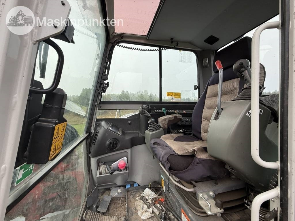 Мини-экскаватор Takeuchi TB 290-2: фото 40