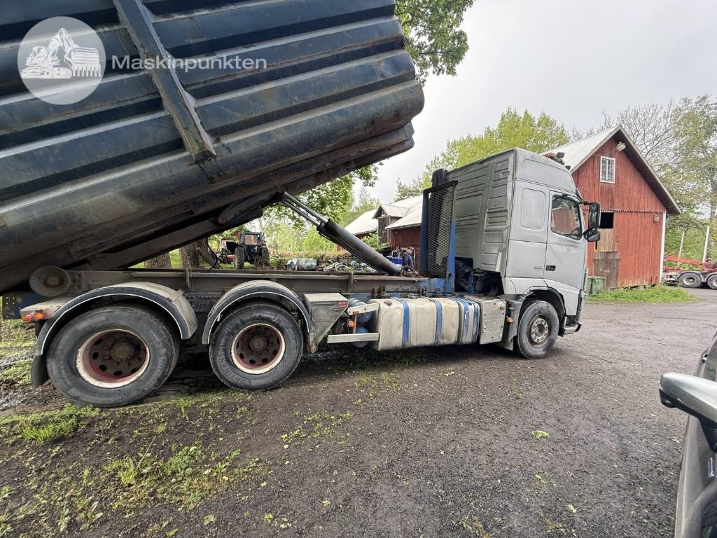 Volvo FH 16 660  - Крюковой мультилифт: фото 4 Volvo FH 16 660  - Крюковой мультилифт: фото 4