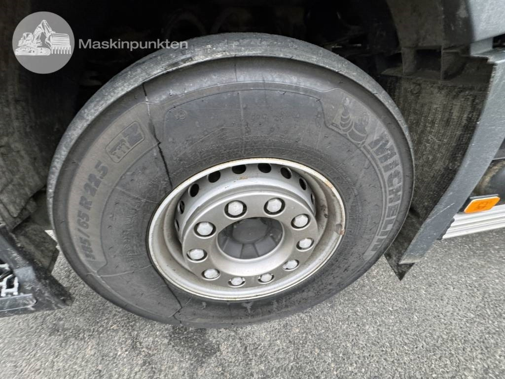 Самосвал Volvo FH 16 750: фото 7