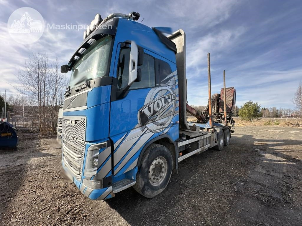 Volvo FH 16 750 - Лесовоз: фото 2 Volvo FH 16 750 - Лесовоз: фото 2