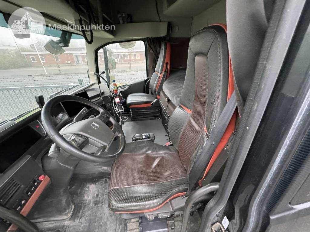 Самосвал Volvo FH 16 750: фото 33