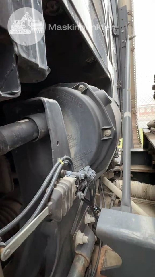 Самосвал Volvo FH 16 750: фото 47