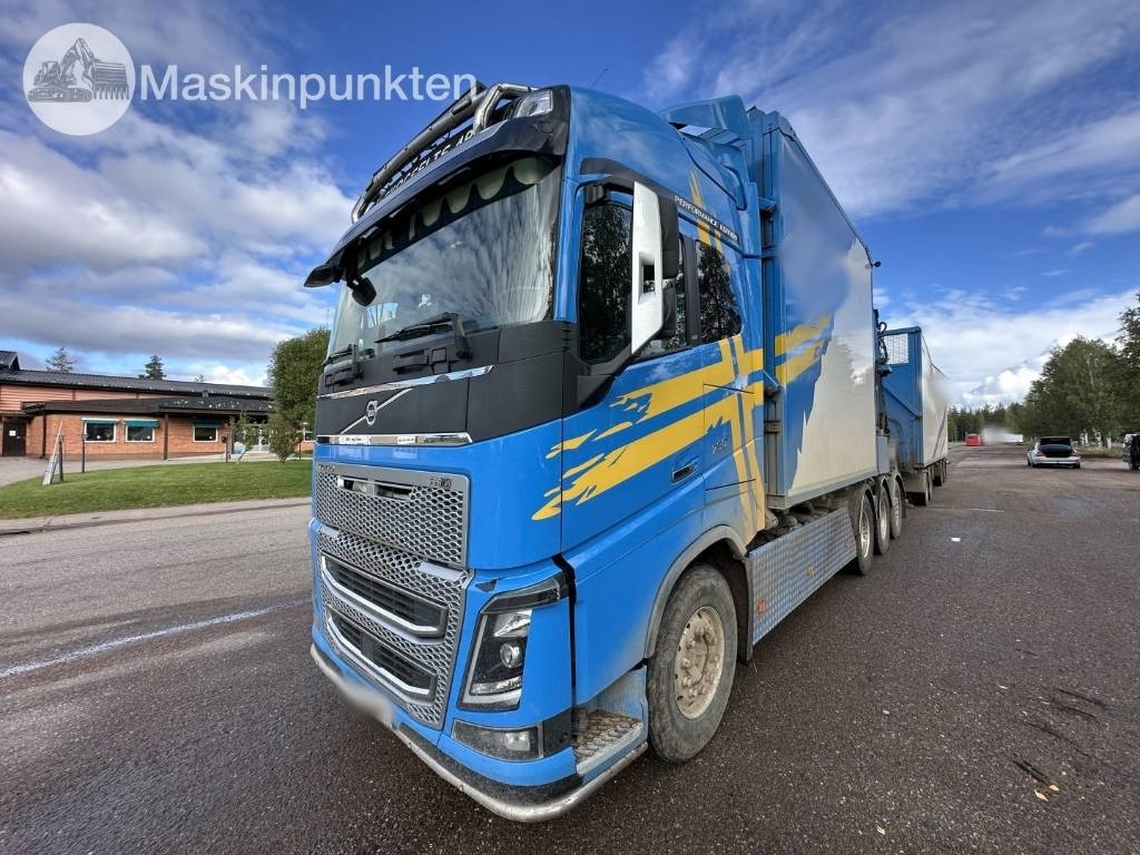 Volvo FH 16 750 - Грузовик бортовой/ Платформа, Автоманипулятор: фото 2 Volvo FH 16 750 - Грузовик бортовой/ Платформа, Автоманипулятор: фото 2