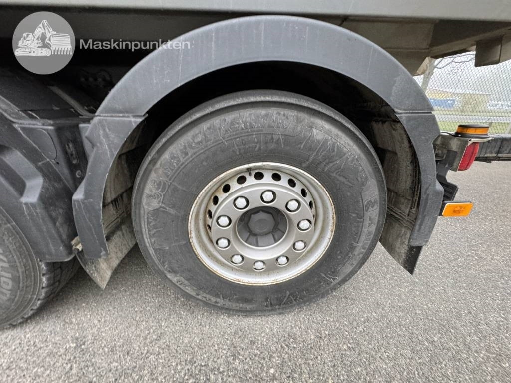 Самосвал Volvo FH 16 750: фото 14