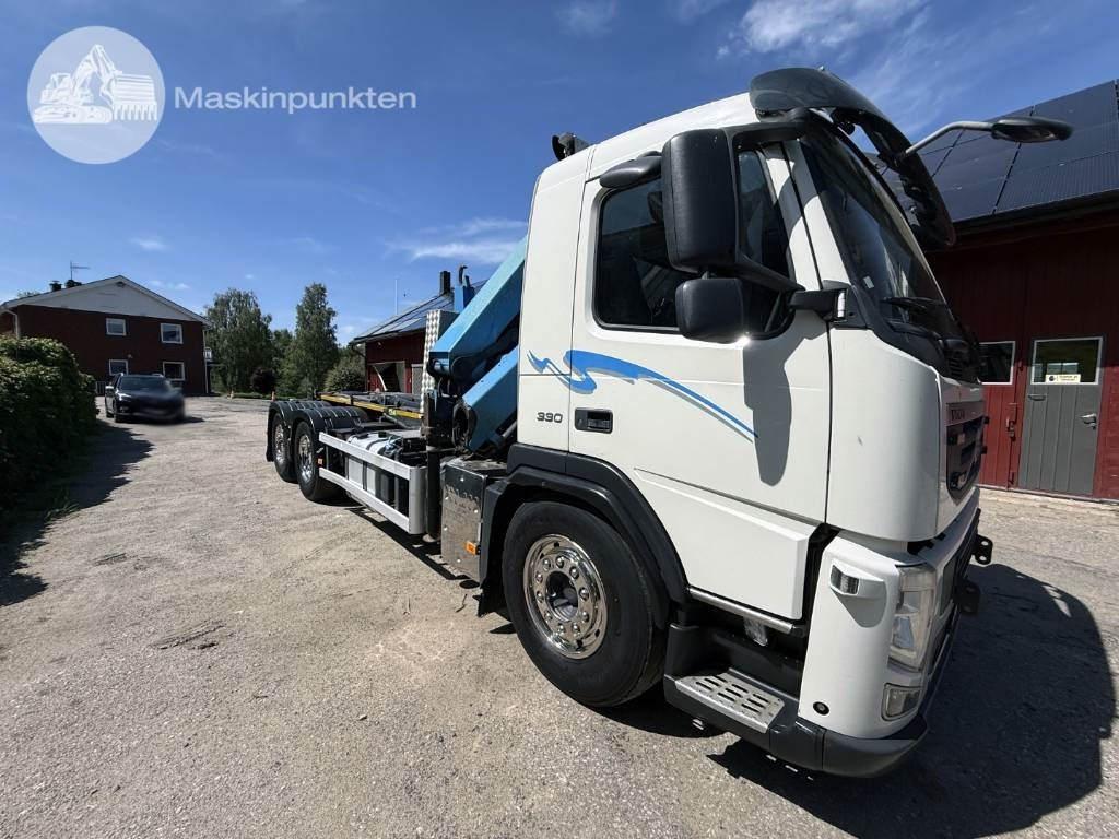 Volvo FM 330 - Автоманипулятор: фото 3 Volvo FM 330 - Автоманипулятор: фото 3