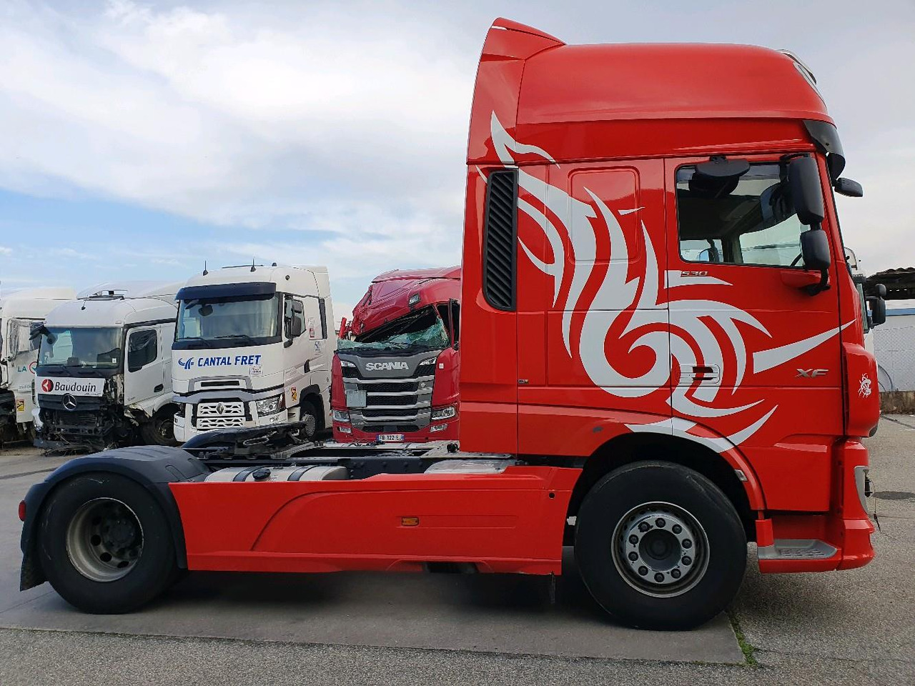 DAF XF530 - Тягач: фото 3 DAF XF530 - Тягач: фото 3