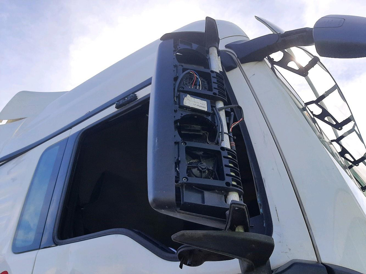 Тягач MN TGX 18.510: фото 19