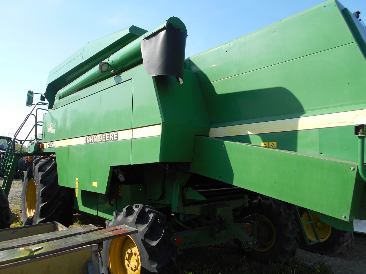 Kombajn do zboża John deer 2258 - Комбайн: фото 3 Kombajn do zboża John deer 2258 - Комбайн: фото 3