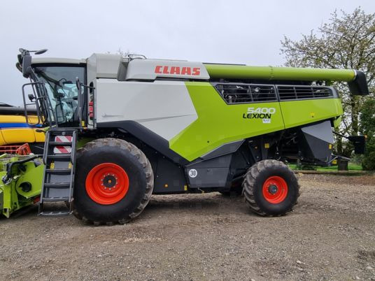 Claas LEXION 5400 - Зерноуборочный комбайн: фото 1 Claas LEXION 5400 - Зерноуборочный комбайн: фото 1