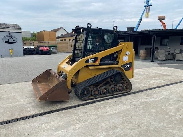 CAT 247 B 3 - Мини-погрузчик с бортовым поворотом: фото 4 CAT 247 B 3 - Мини-погрузчик с бортовым поворотом: фото 4