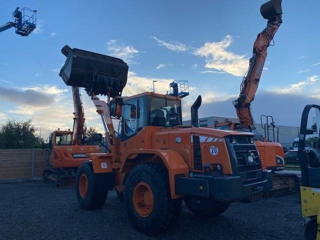 Колёсный погрузчик Doosan DL 200: фото 31