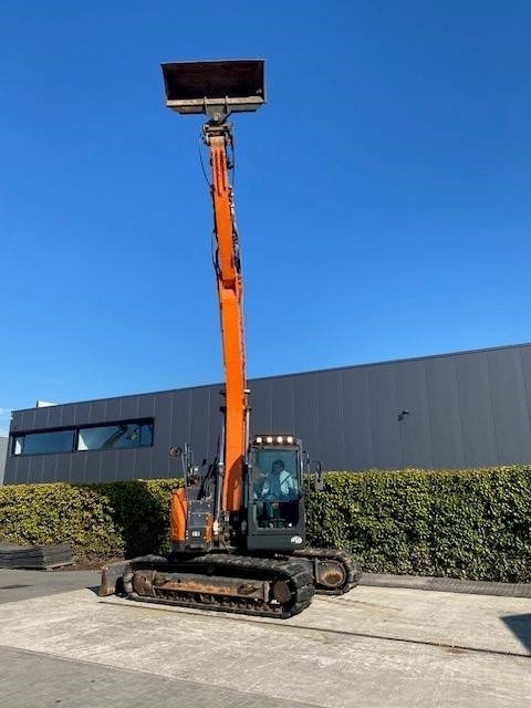 Гусеничный экскаватор Doosan DX140LCR-5: фото 7