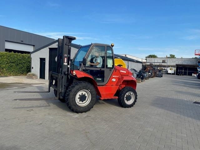 Manitou M 30.4 - Внедорожный погрузчик: фото 3 Manitou M 30.4 - Внедорожный погрузчик: фото 3