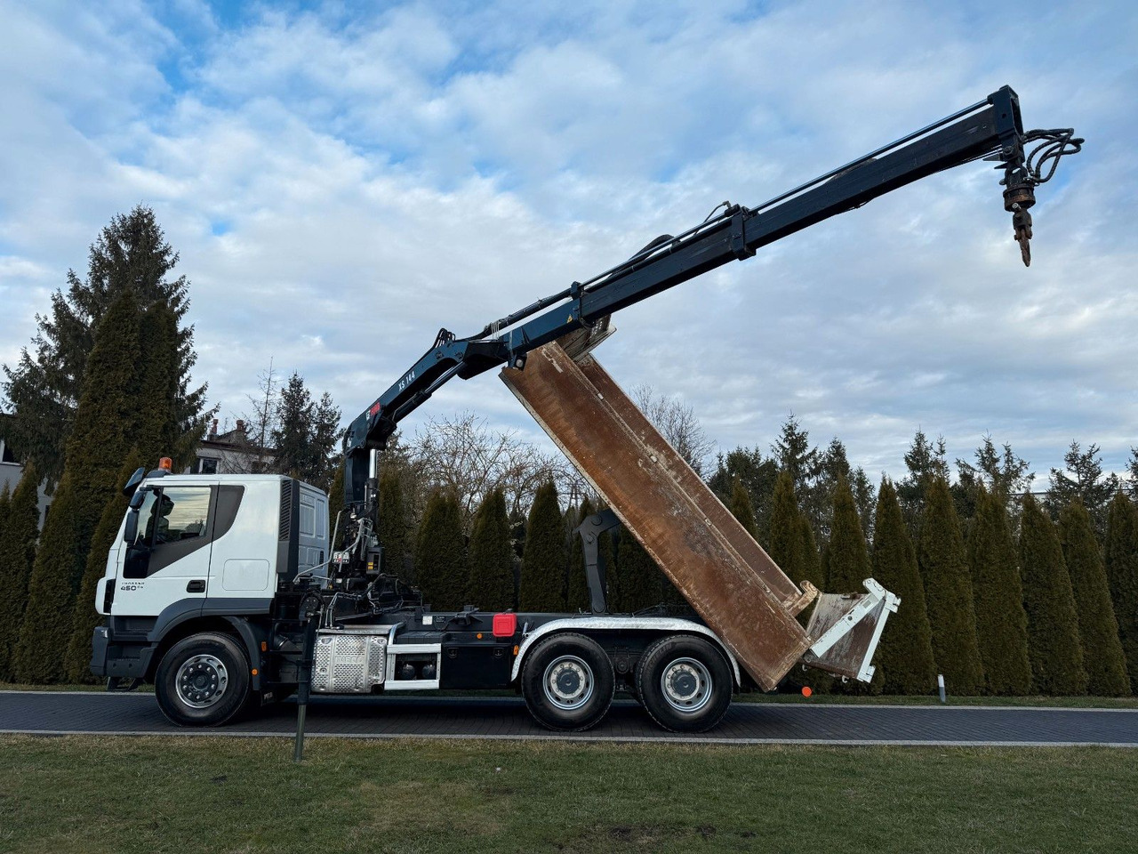 Iveco TRAKKER 450 6X4 DOUBLE HYDRO-BOARD HIAB - Самосвал: фото 5 Iveco TRAKKER 450 6X4 DOUBLE HYDRO-BOARD HIAB - Самосвал: фото 5