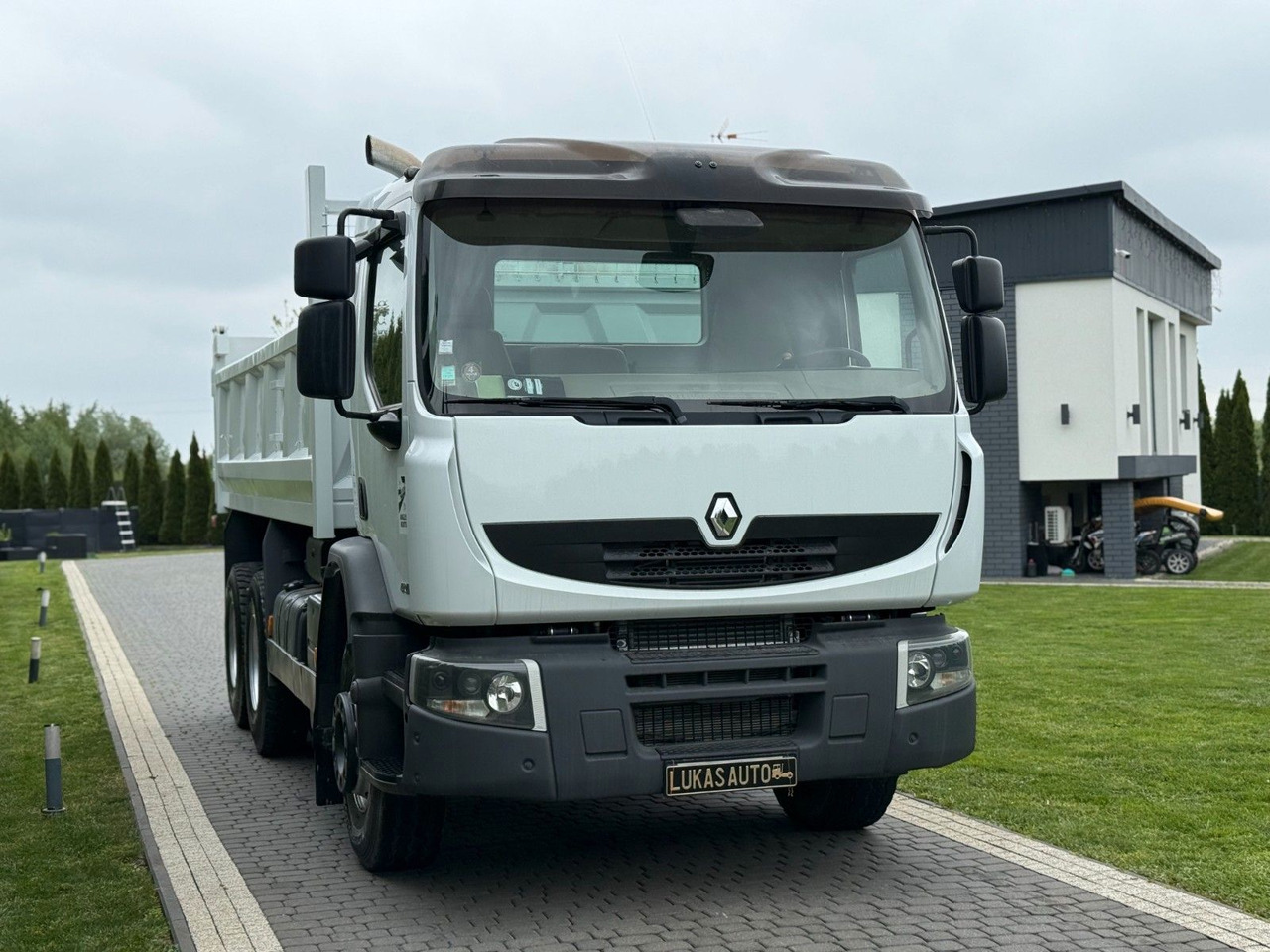Renault PREMIUM 410 DXI 6X4 TIPPER - Самосвал: фото 4 Renault PREMIUM 410 DXI 6X4 TIPPER - Самосвал: фото 4