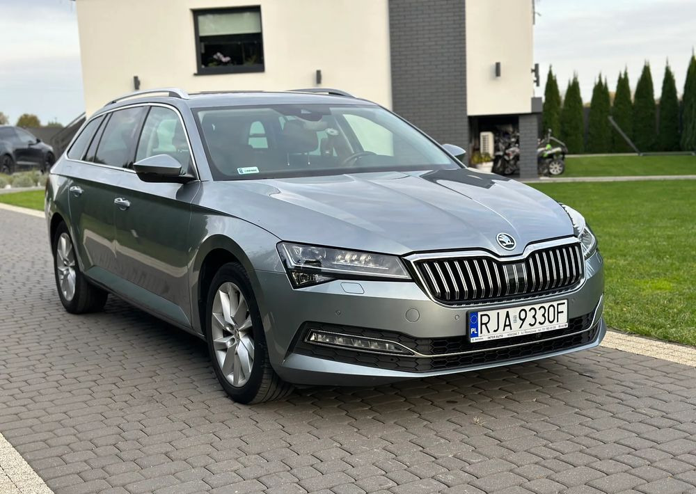 Skoda Superb 2.0 TDI SCR Style DSG - Легковой автомобиль: фото 3 Skoda Superb 2.0 TDI SCR Style DSG - Легковой автомобиль: фото 3