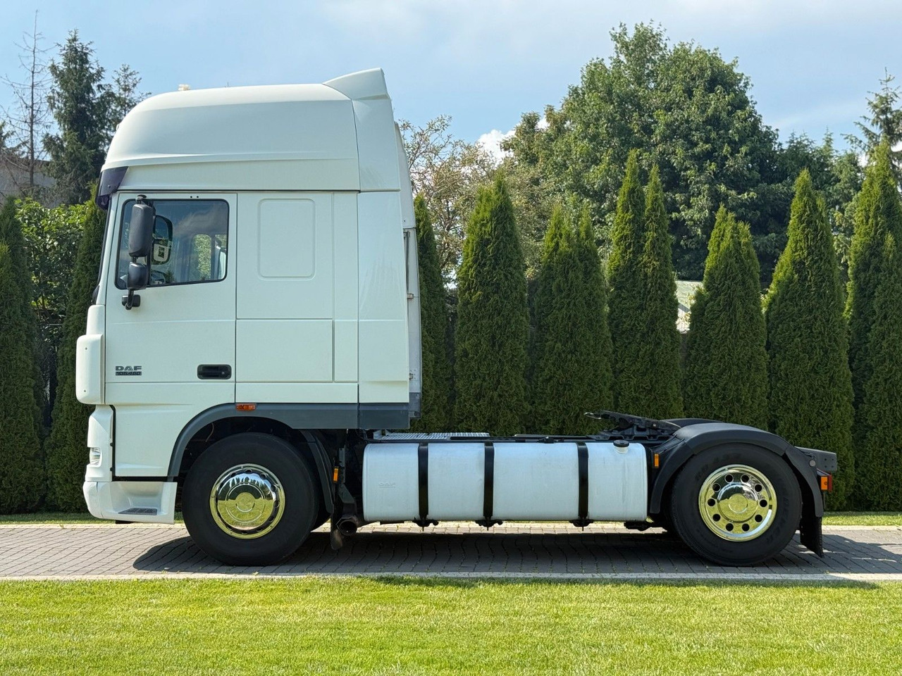 DAF XF 105 460 MANUAL PARK COOL - Тягач: фото 4 DAF XF 105 460 MANUAL PARK COOL - Тягач: фото 4