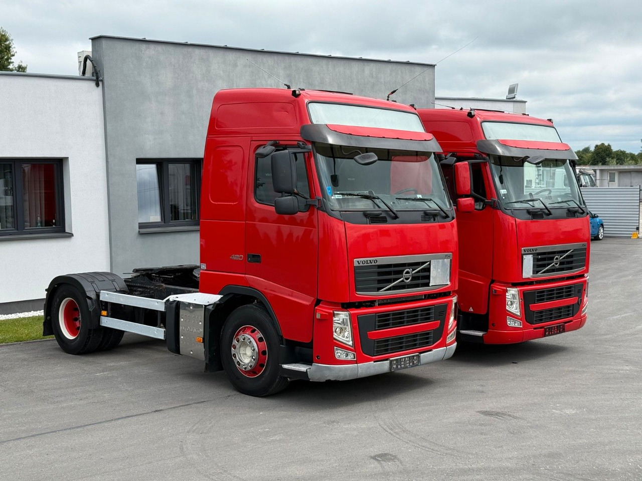 Volvo FH 440 AUTOMATIC EURO 5 FRIGDE - Тягач: фото 1 Volvo FH 440 AUTOMATIC EURO 5 FRIGDE - Тягач: фото 1
