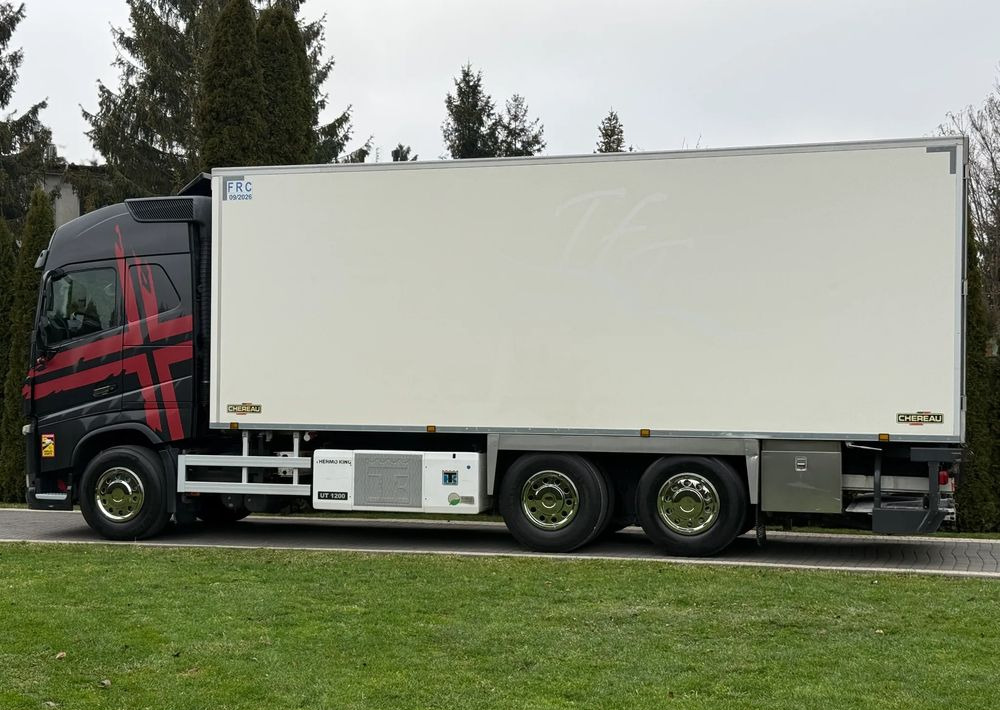 Volvo FH 500 6X2 CHEREAU THERMO KING UT1200 - Рефрижератор: фото 4 Volvo FH 500 6X2 CHEREAU THERMO KING UT1200 - Рефрижератор: фото 4