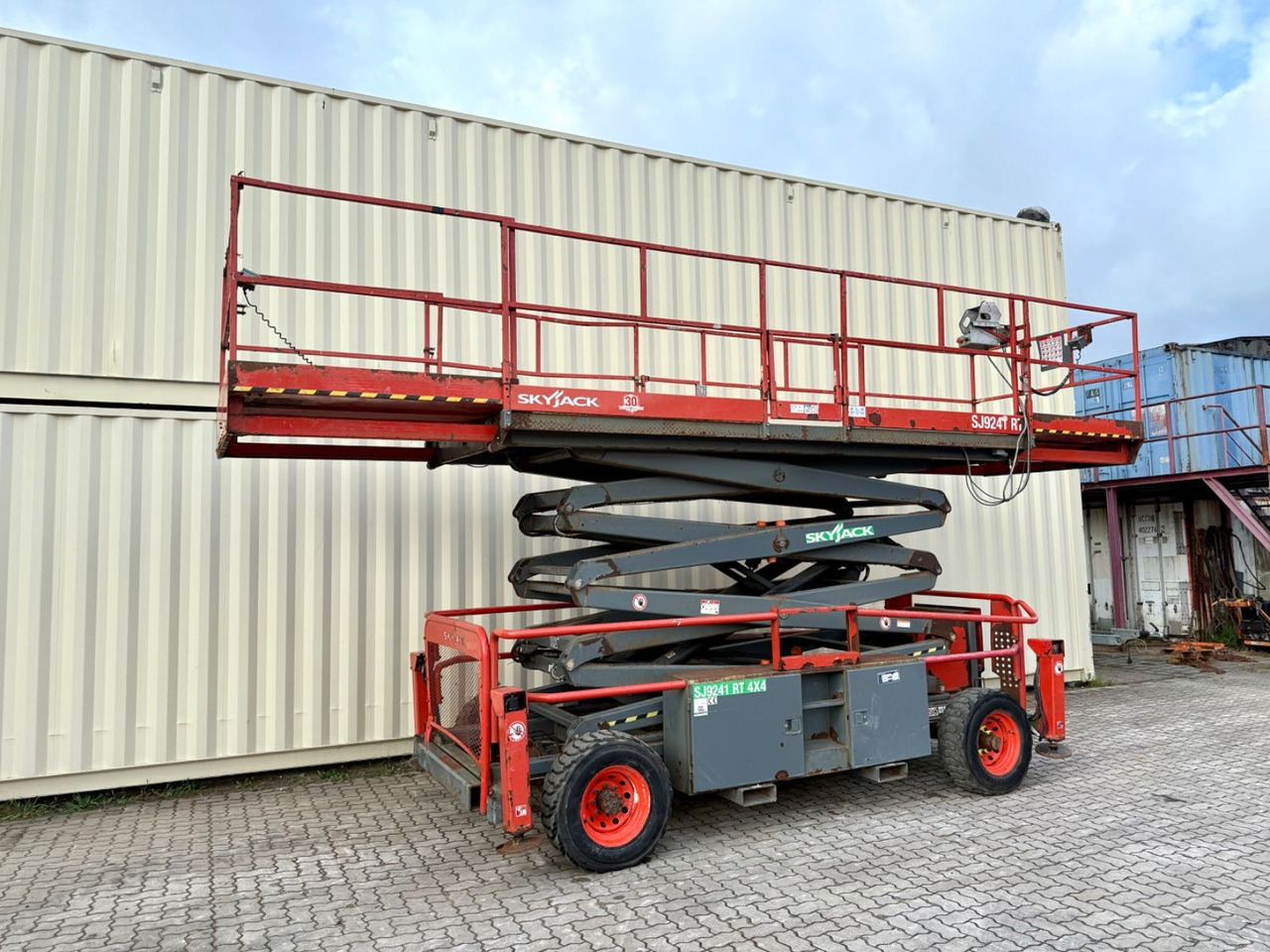 Skyjack SJ9241 4x4 Diesel / 14.5 Meter / 2015 BJ - Грузовик с подъемником: фото 4 Skyjack SJ9241 4x4 Diesel / 14.5 Meter / 2015 BJ - Грузовик с подъемником: фото 4