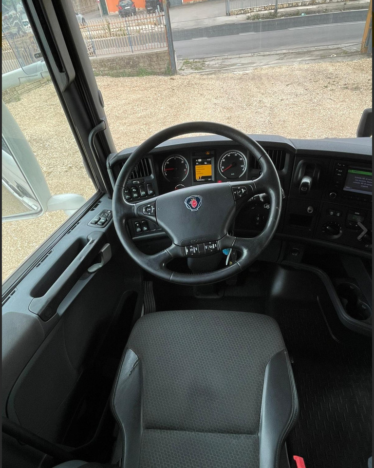 SCANIA R490 TOP LINE - Тягач: фото 4 SCANIA R490 TOP LINE - Тягач: фото 4