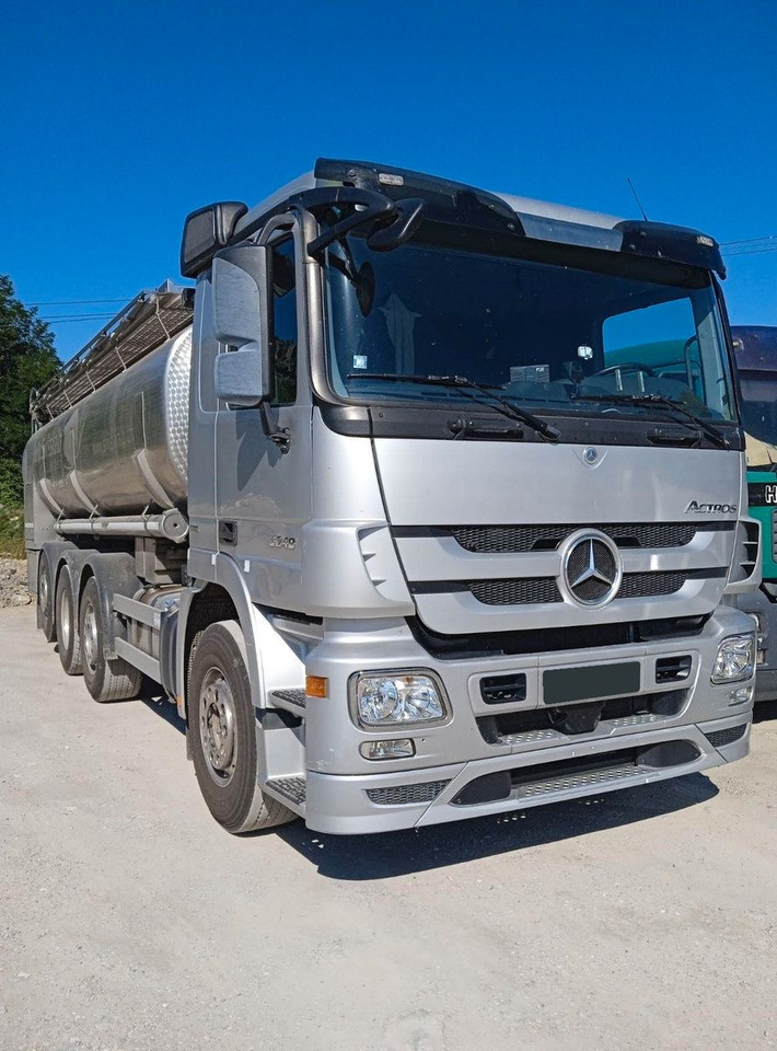 Mercedes-Benz ACTROS 3248 - Грузовик-цистерна: фото 1 Mercedes-Benz ACTROS 3248 - Грузовик-цистерна: фото 1