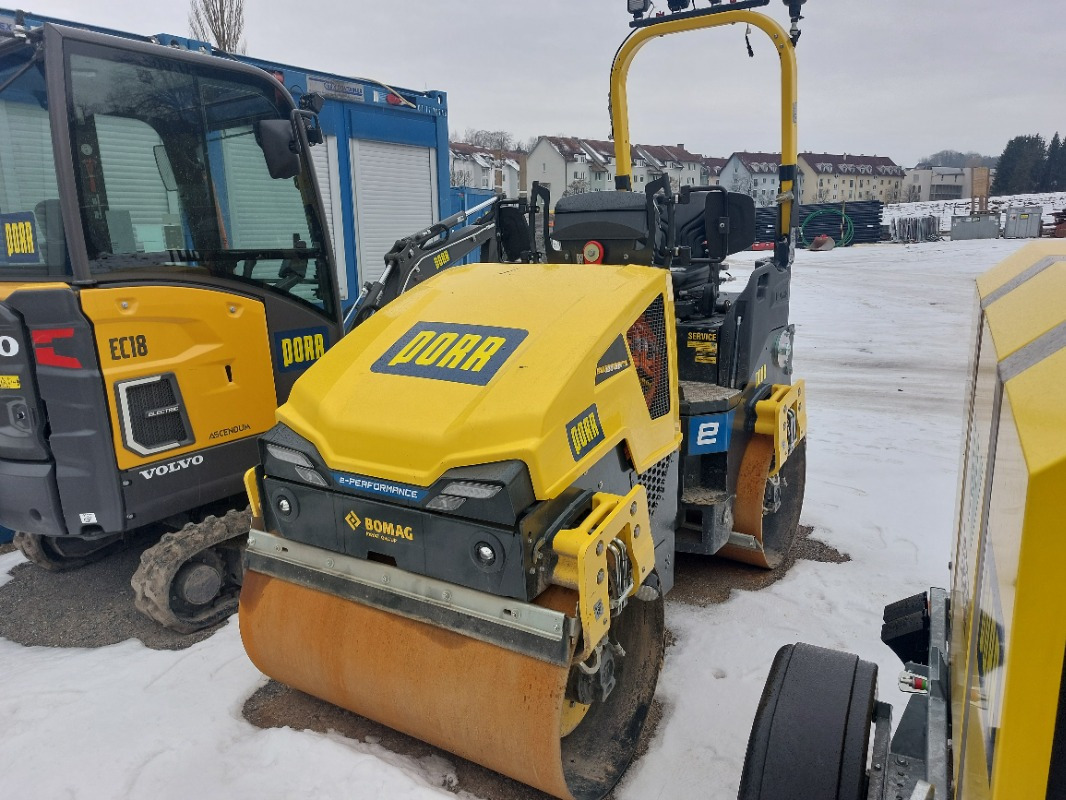 BOMAG DE BW 120 ADe-5 - Каток: фото 1 BOMAG DE BW 120 ADe-5 - Каток: фото 1