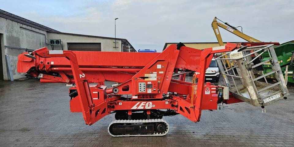 Gąsienicowy podnośnik koszowy Teupen LEO 23GT niesprawny FV23% pająk zwyżka - Спайдер-вышка: фото 1 Gąsienicowy podnośnik koszowy Teupen LEO 23GT niesprawny FV23% pająk zwyżka - Спайдер-вышка: фото 1