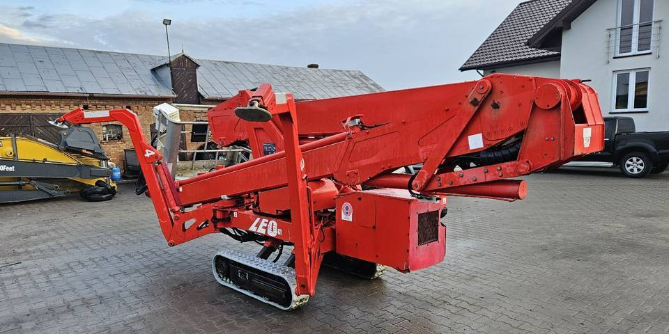 Gąsienicowy podnośnik koszowy Teupen LEO 23GT niesprawny FV23% pająk zwyżka - Спайдер-вышка: фото 5 Gąsienicowy podnośnik koszowy Teupen LEO 23GT niesprawny FV23% pająk zwyżka - Спайдер-вышка: фото 5