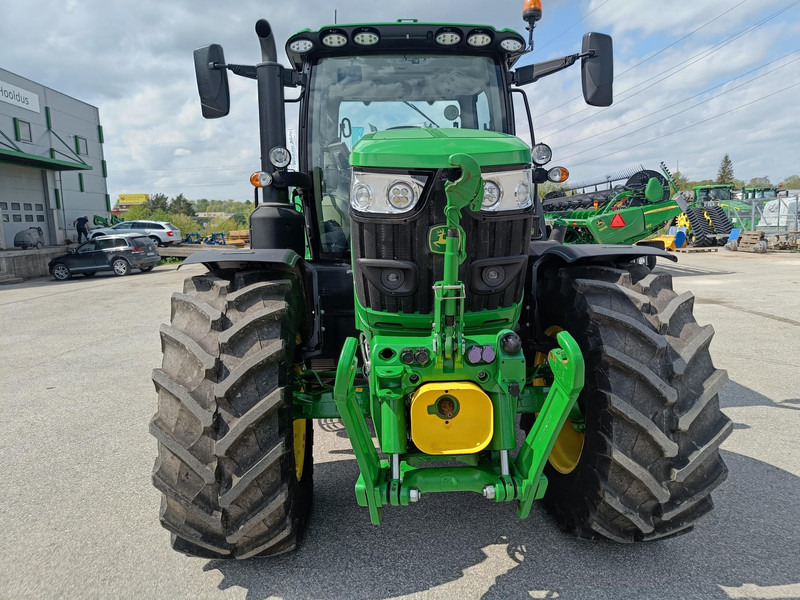 Трактор John Deere 6R 155 Autopower: фото 8 Трактор John Deere 6R 155 Autopower: фото 8