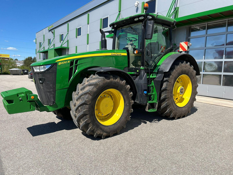 John Deere 8400R - Трактор: фото 1 John Deere 8400R - Трактор: фото 1