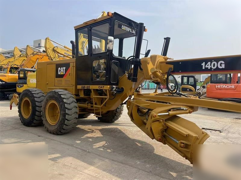 CATERPILLAR 140G - Грейдер: фото 3 CATERPILLAR 140G - Грейдер: фото 3