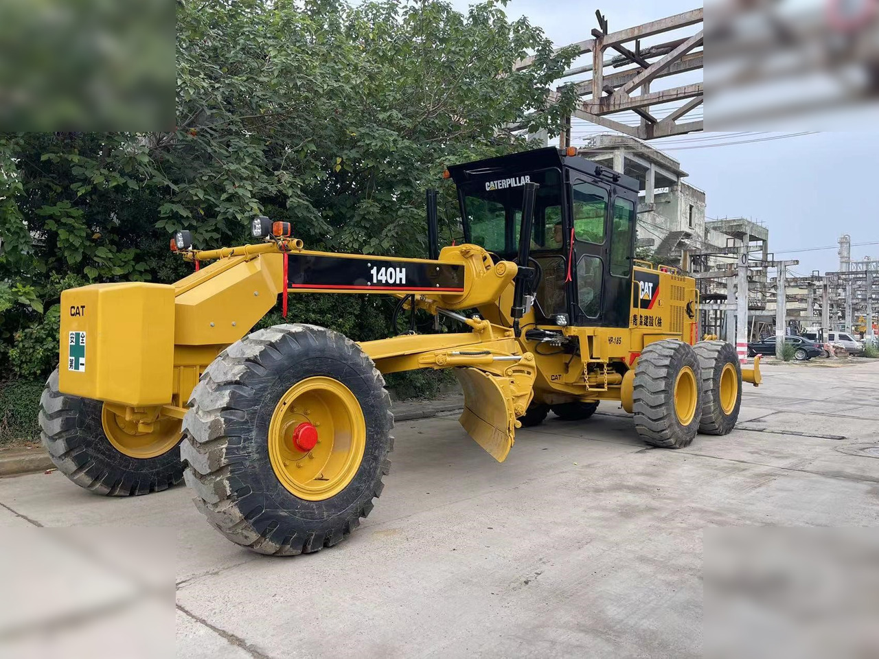 CATERPILLAR 140H - Грейдер: фото 1 CATERPILLAR 140H - Грейдер: фото 1
