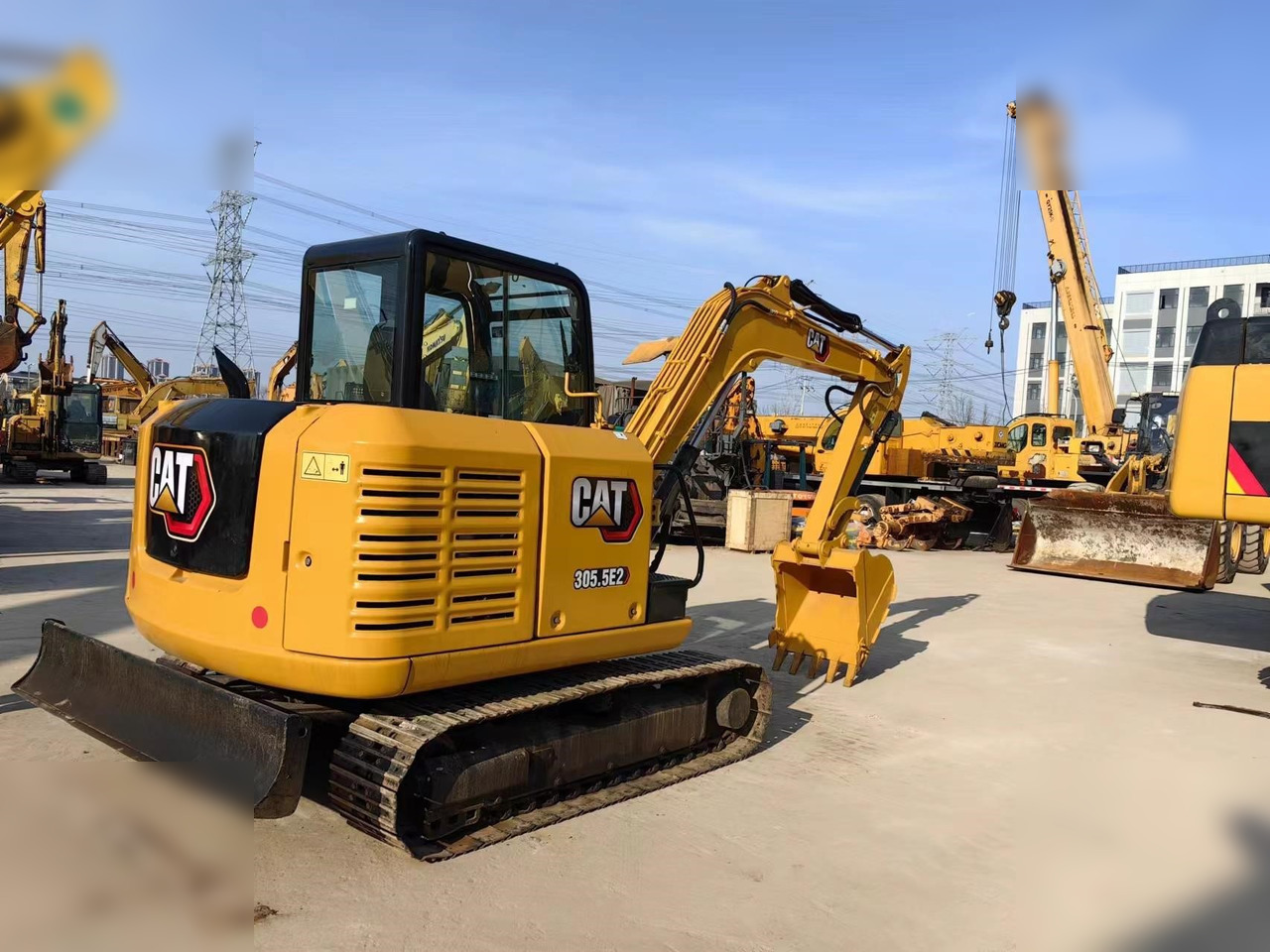 CATERPILLAR 305.5E2 - Мини-экскаватор: фото 3 CATERPILLAR 305.5E2 - Мини-экскаватор: фото 3