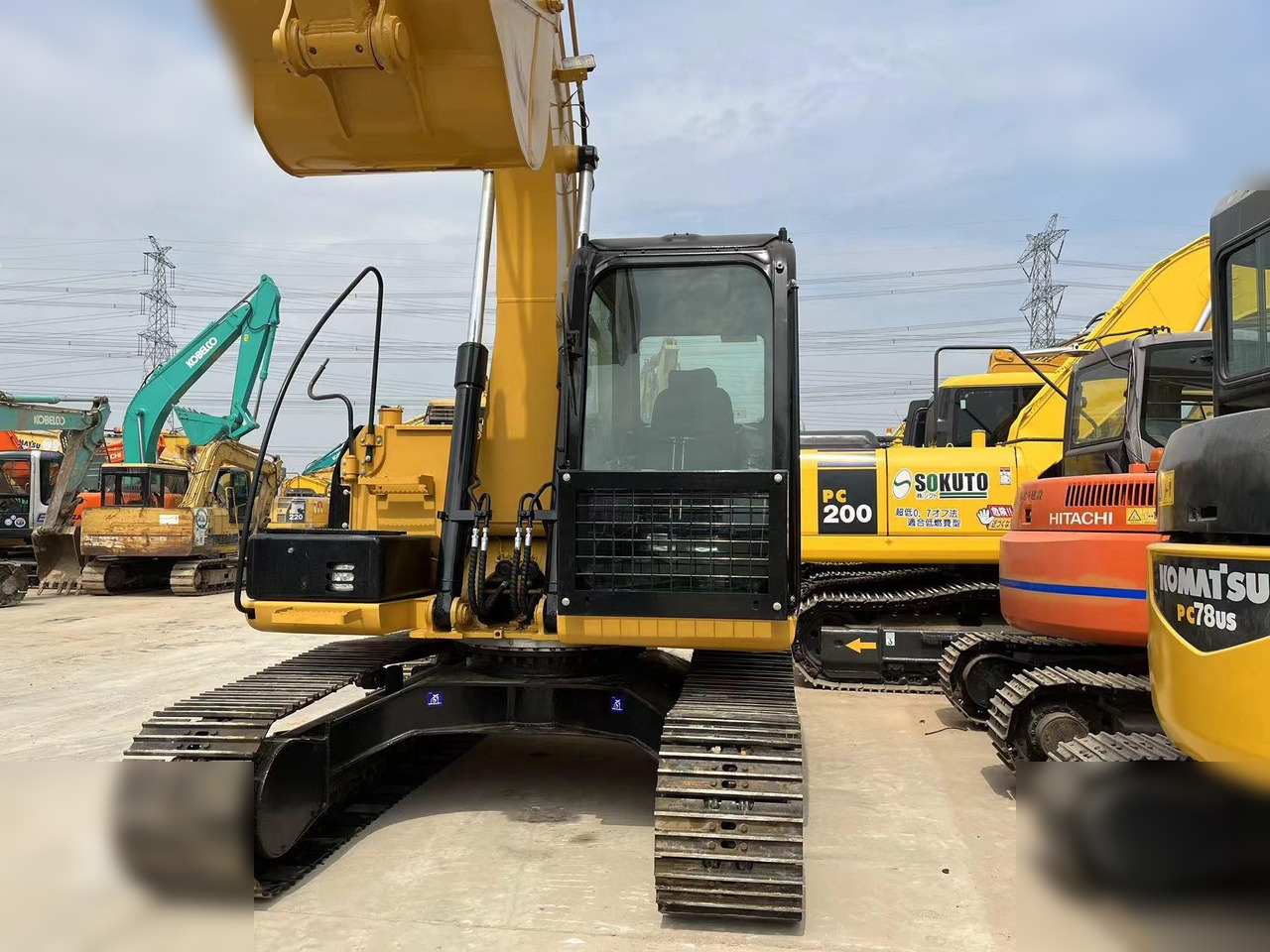 CATERPILLAR 312D - Гусеничный экскаватор: фото 2 CATERPILLAR 312D - Гусеничный экскаватор: фото 2