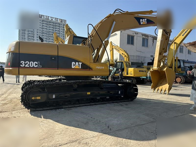 CATERPILLAR 320CL - Гусеничный экскаватор: фото 1 CATERPILLAR 320CL - Гусеничный экскаватор: фото 1