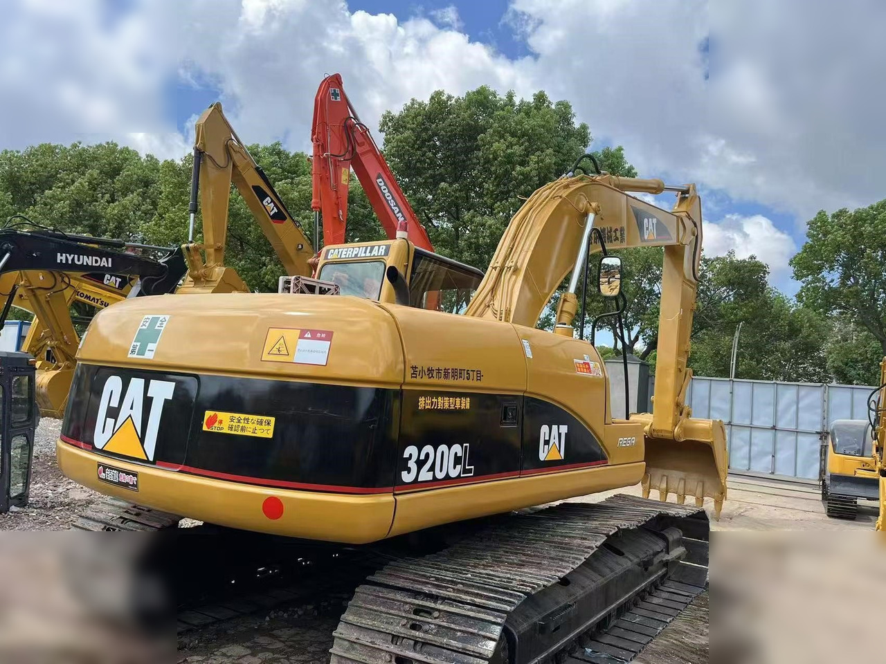 CATERPILLAR 320CL - Гусеничный экскаватор: фото 3 CATERPILLAR 320CL - Гусеничный экскаватор: фото 3